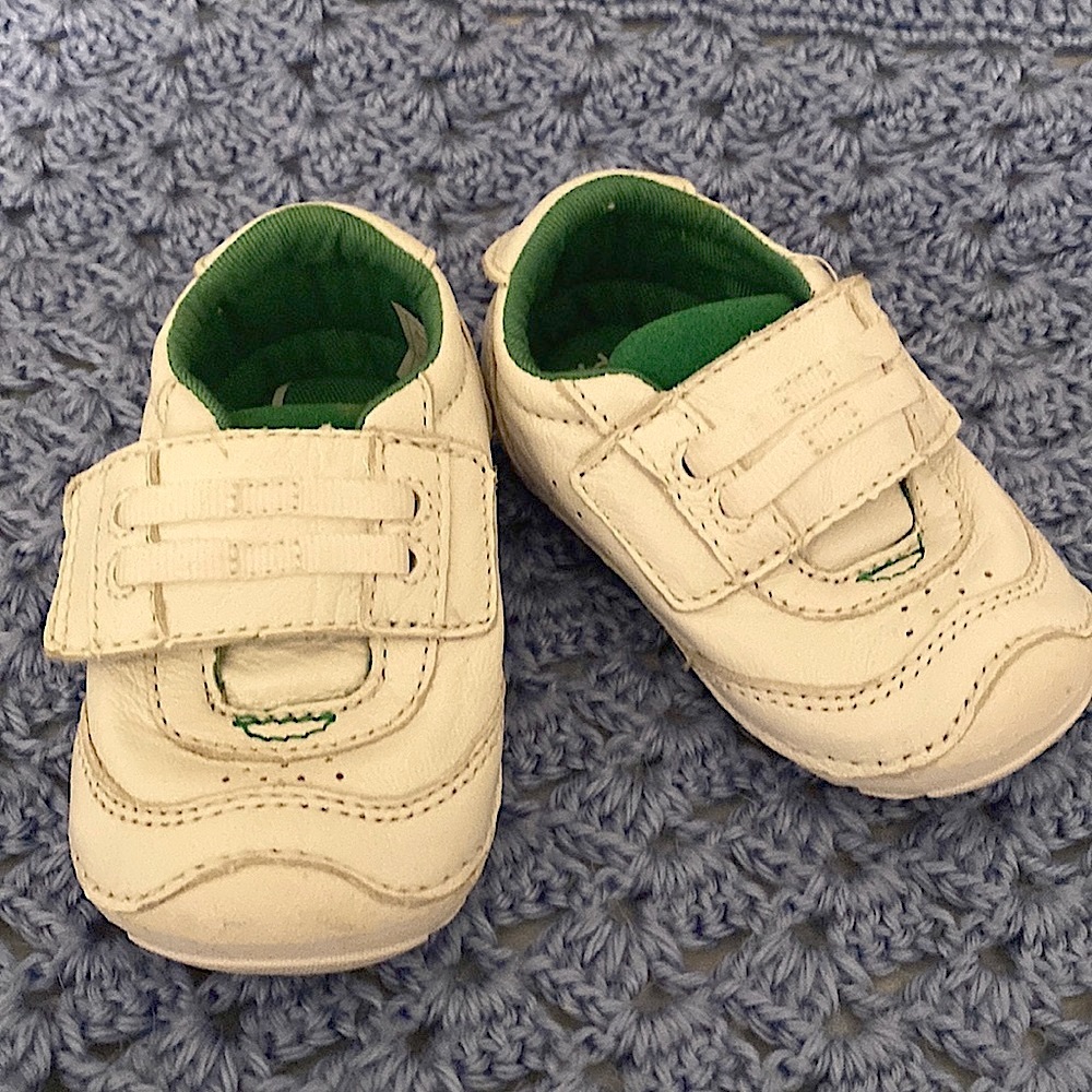 Stride rite soft motion sneakers